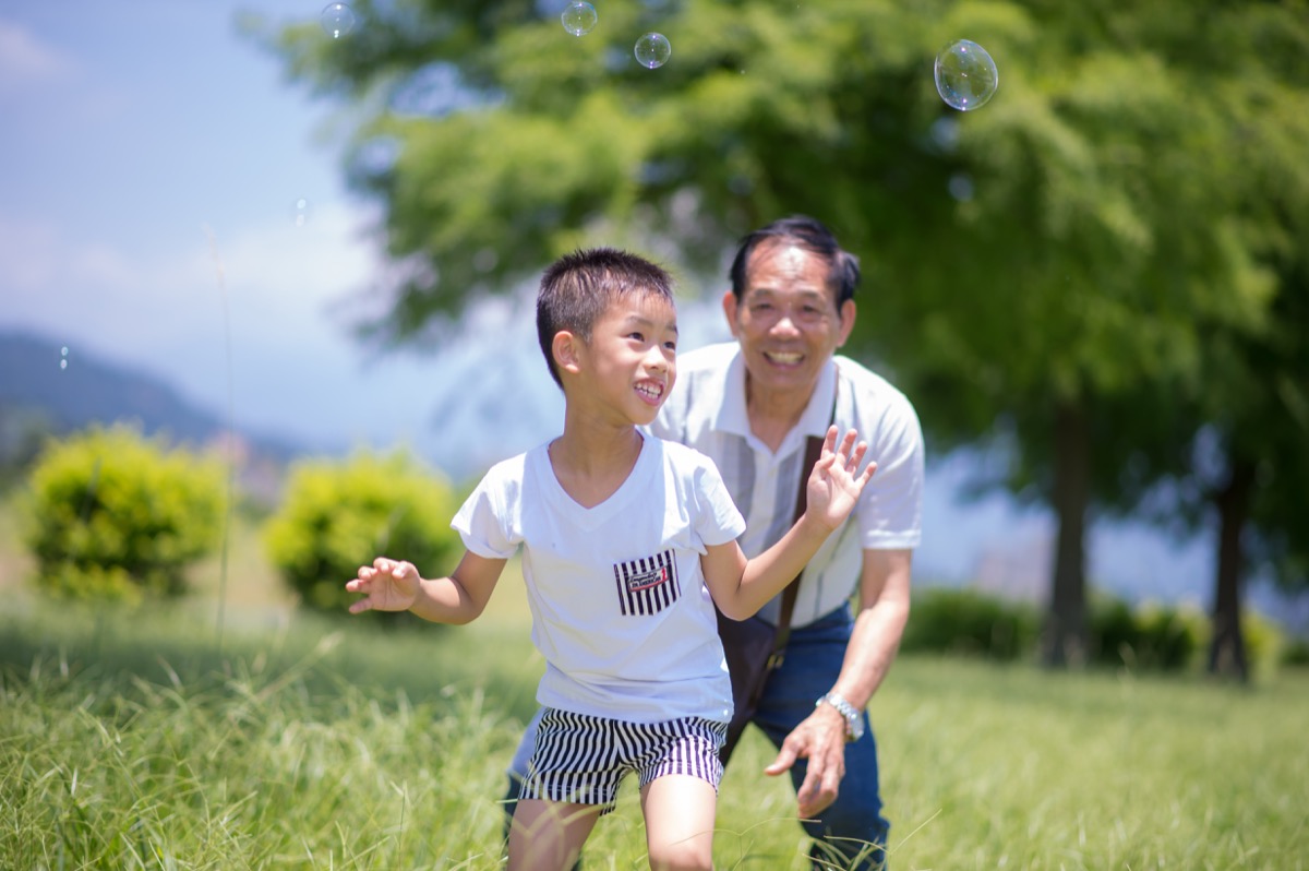 祖父母三代同堂親子寫真|大家庭全家福|親子寫真|家庭攝影|小巴老師|第 8 張