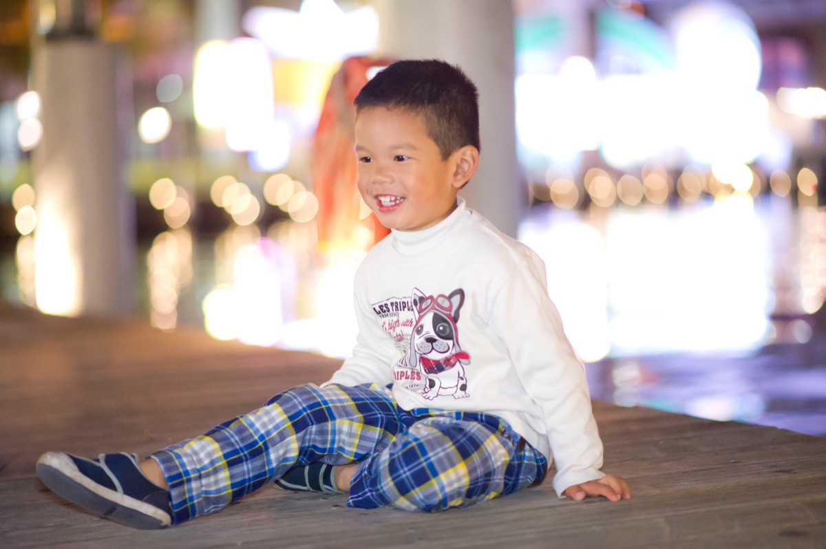 夜拍煙火聖誕節親子寫真｜夜景家庭攝影｜親子寫真｜家庭攝影｜小巴老師｜第 15 張