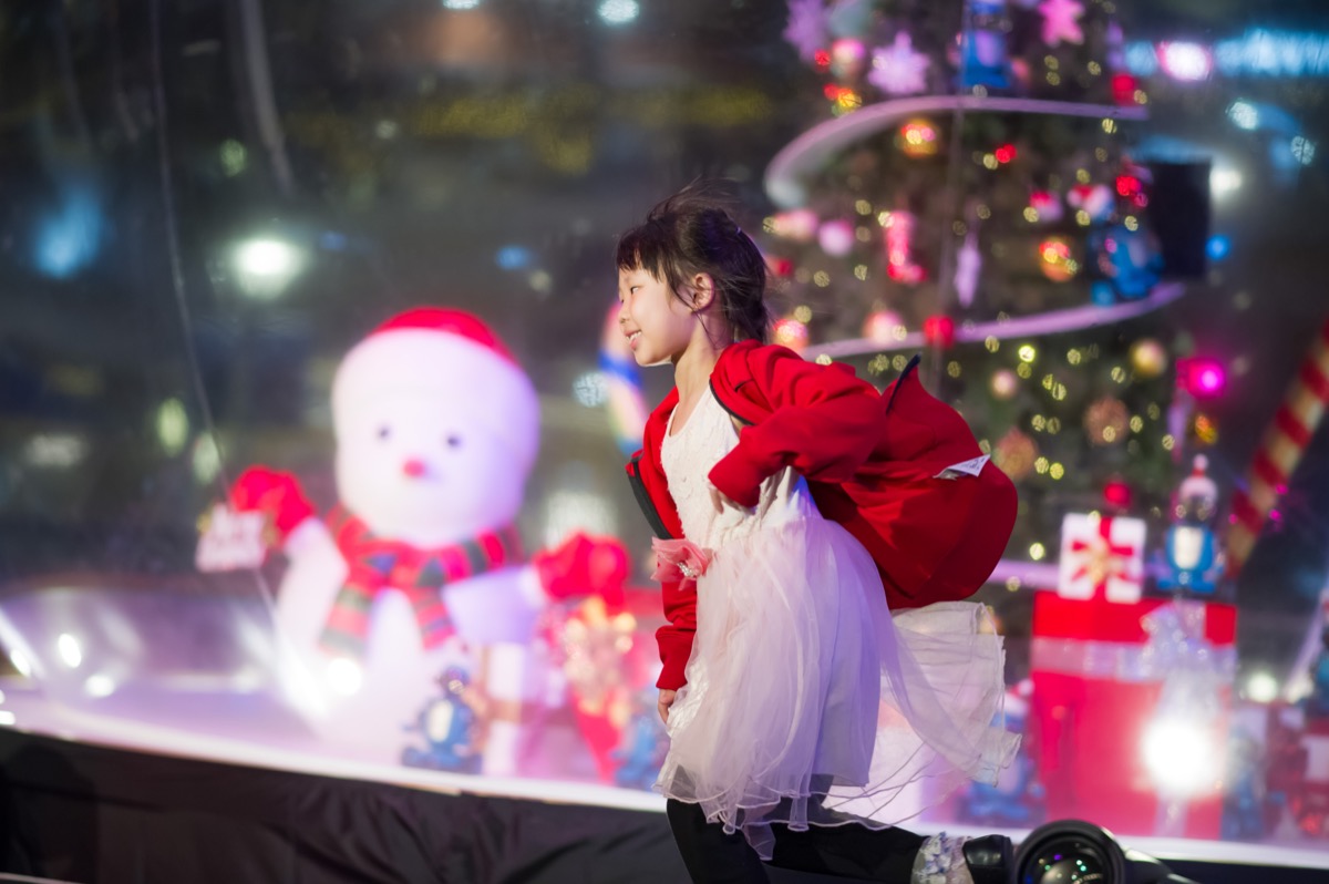 夜拍煙火聖誕節親子寫真｜夜景家庭攝影｜親子寫真｜家庭攝影｜小巴老師｜第 20 張