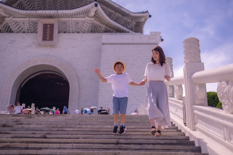 台北親子寫真｜城市公園、街景與家庭旅拍｜親子寫真｜家庭攝影｜小巴老師｜第 87 張